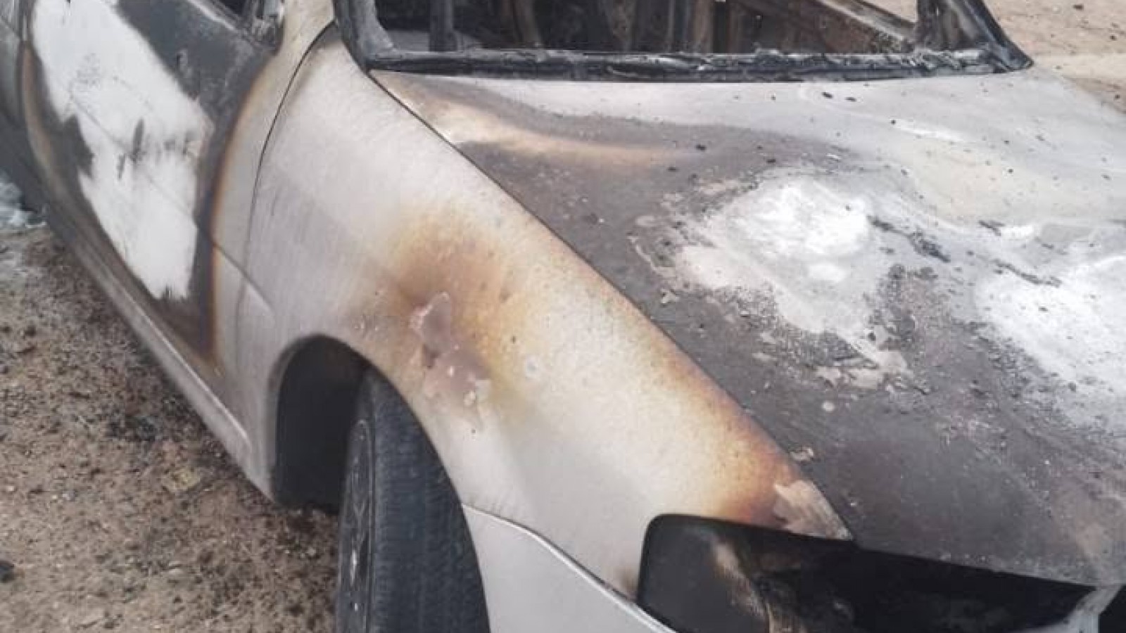 Puerto Madryn: incendiaron el auto de una familia y buscan información