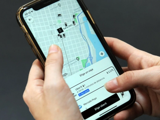 Puerto Madryn aprobó la regulación de Uber, DiDi y otras aplicaciones de transporte