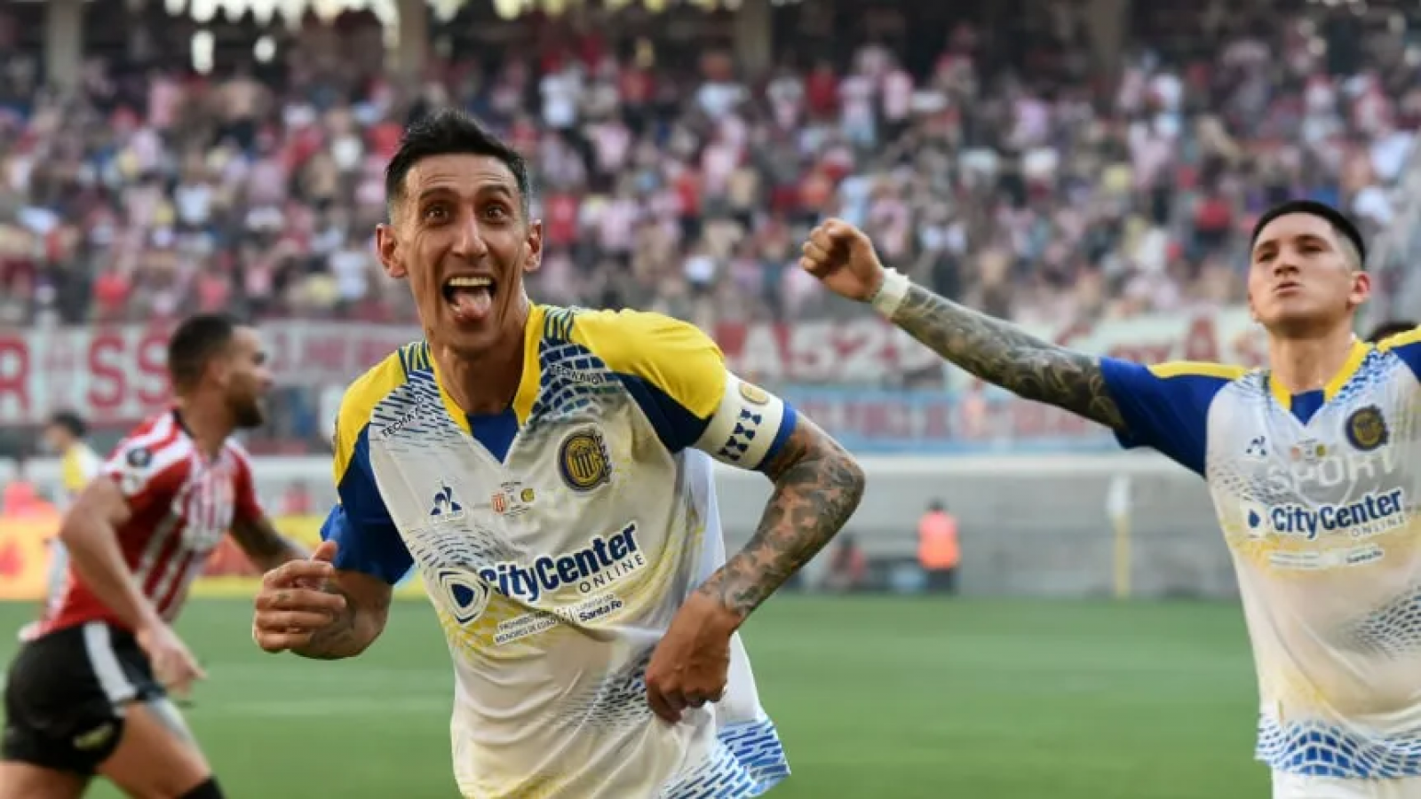 Con un doblete de Di María, Rosario Central se quedó con la Supercopa Internacional
