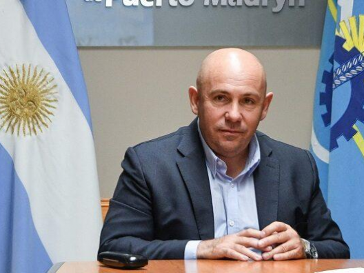 Sastre analizó la instalación de una planta desalinizadora para reforzar la provisión de agua