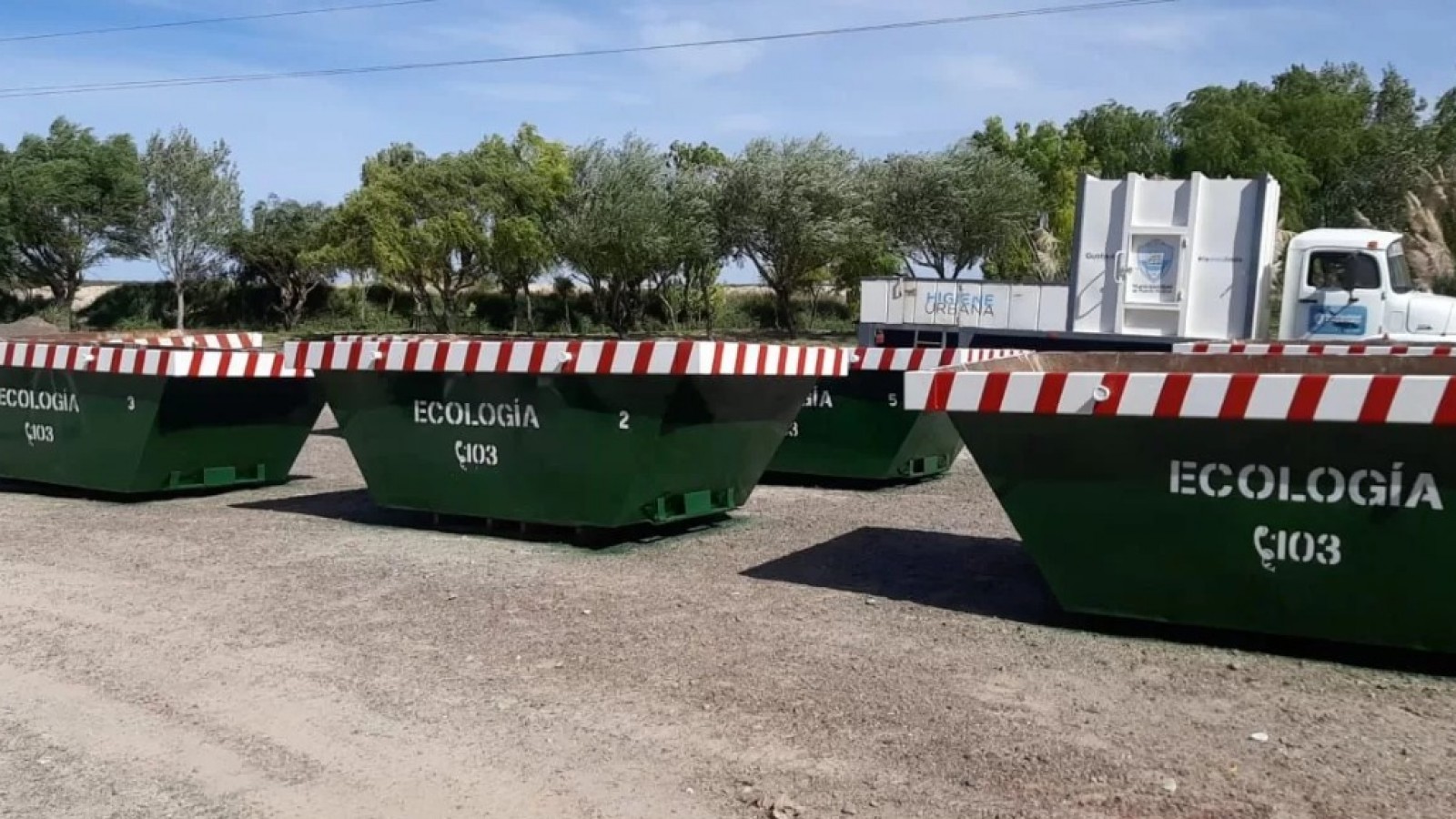 LA CAMPAÑA DE LIMPIEZA CONTINÚA EN LOS BARRIOS GÜEMES Y DEL DESEMBARCO