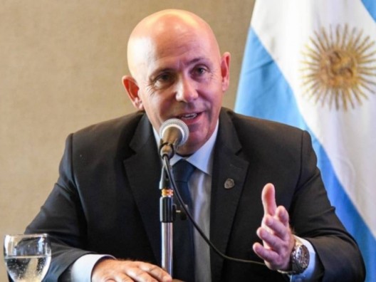 Misión en París: Puerto Madryn busca potenciar su industria pesquera y atraer inversiones europeas
