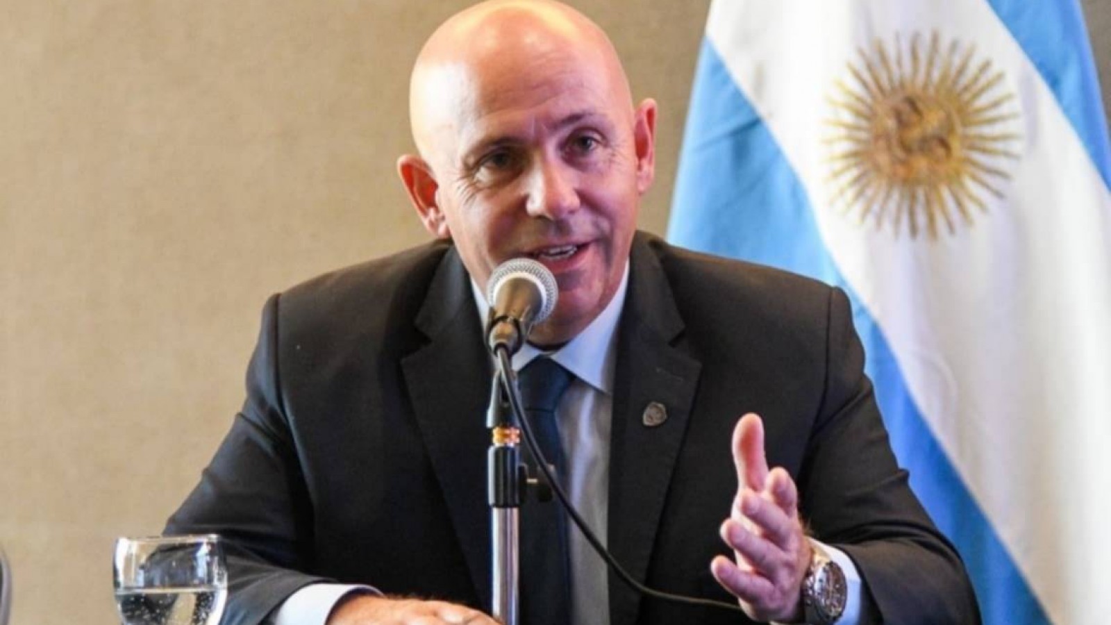 Misión en París: Puerto Madryn busca potenciar su industria pesquera y atraer inversiones europeas