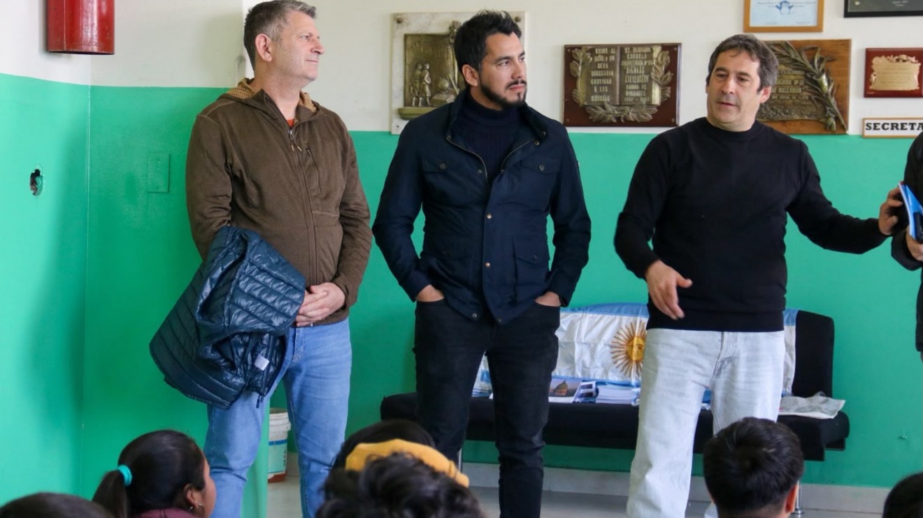 Luque en Trelew y Rawson: "La pobreza también se está sintiendo en las aulas de la provincia"