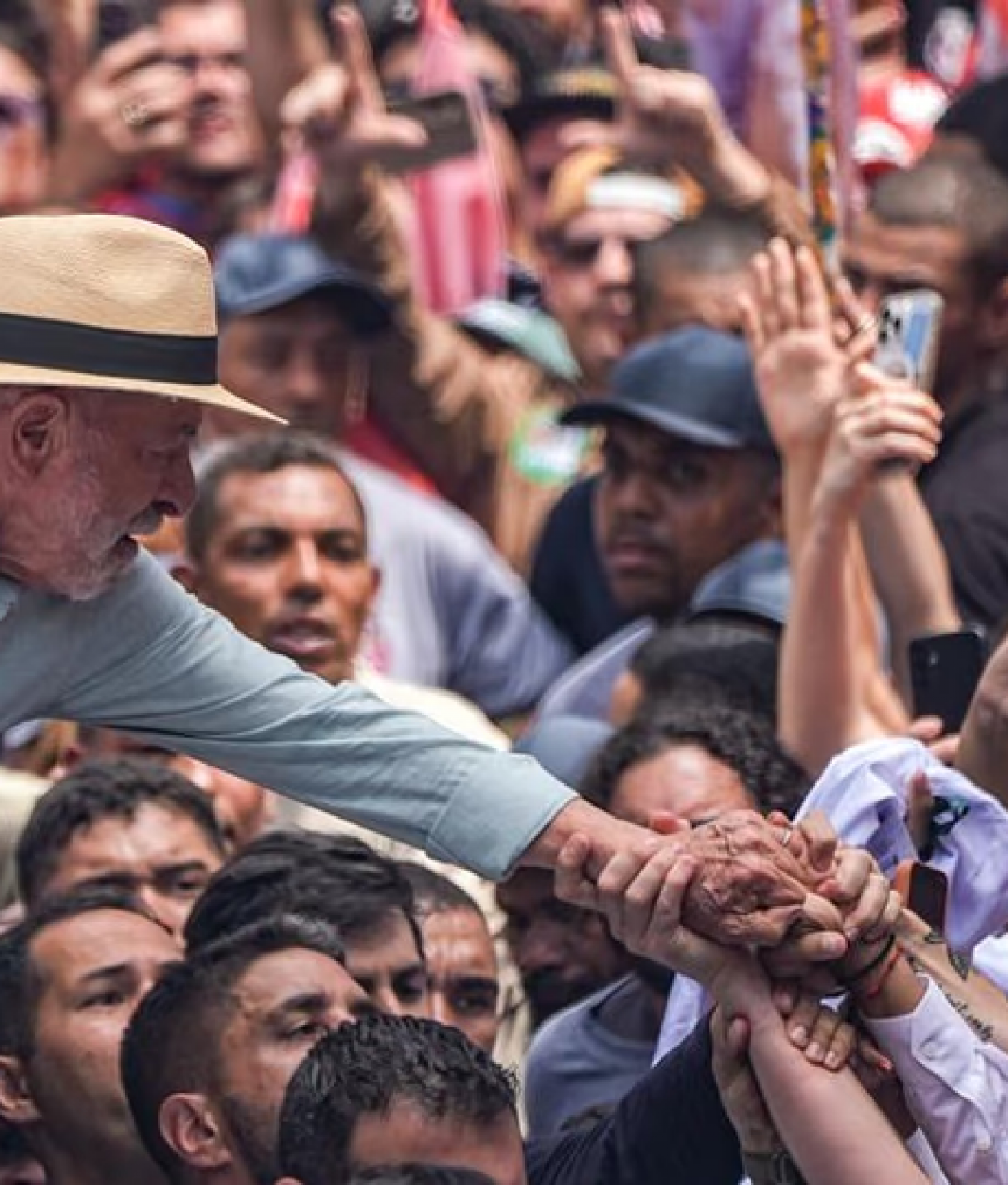 Lula pidió el voto de los 29 millones de brasileños que no acudieron a las urnas
