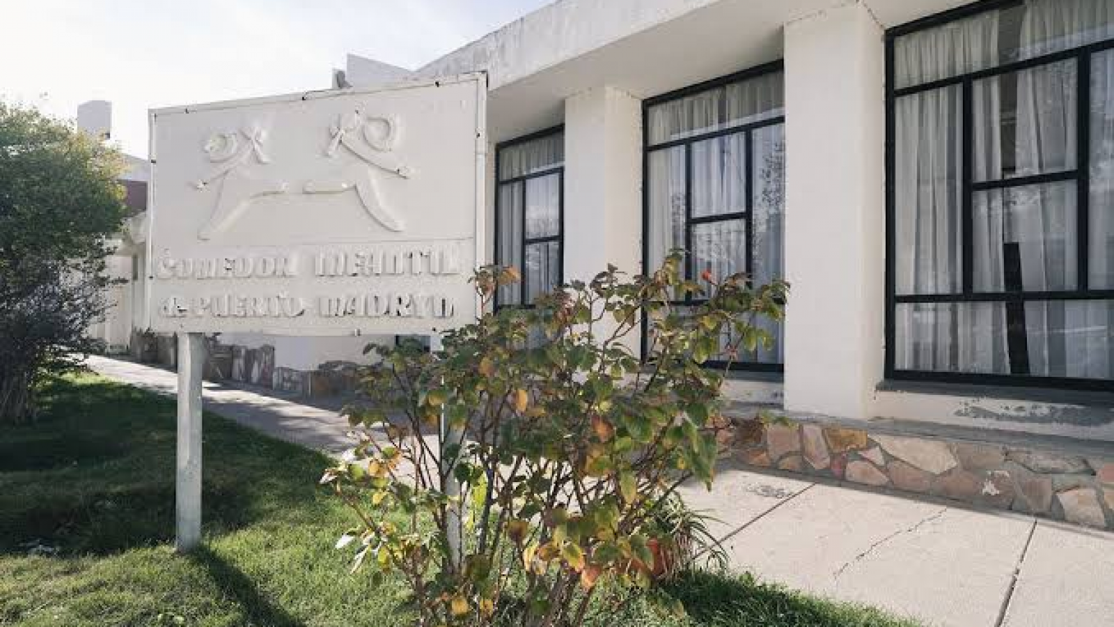 La Feria Diaria de Ropa del Comedor Infantil contin鷄 en Puerto Madryn