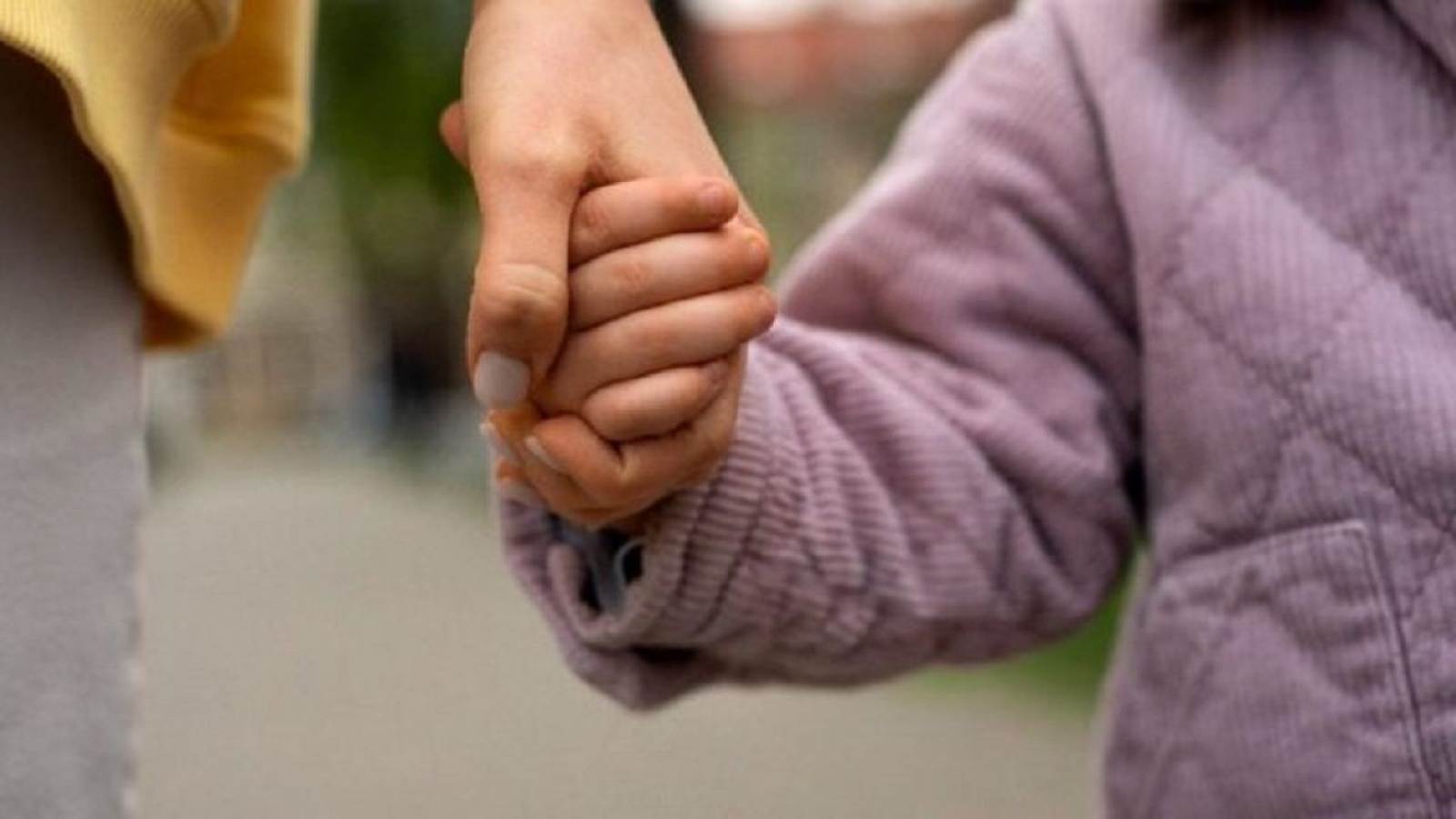 Un acto de amor transitorio: solicitan con urgencia una familia de acogimiento en Puerto Madryn para una niña de 10 años