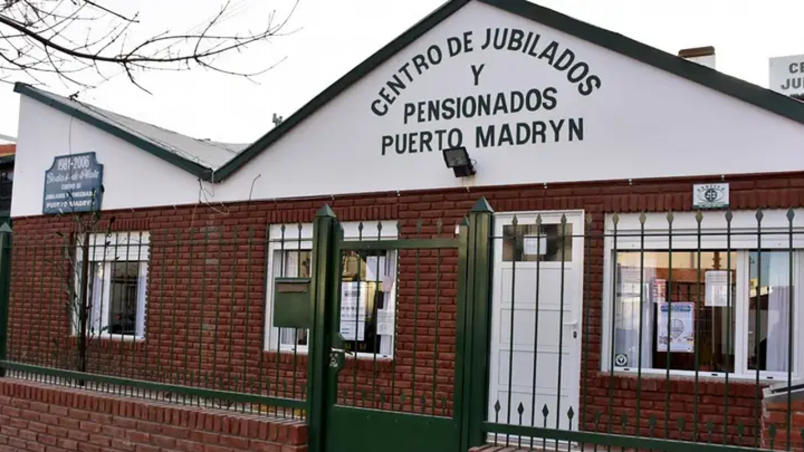 "Cobramos una miseria y tenemos que pedir por favor que nos atienda un médico": el duro testimonio de una jubilada de Madryn