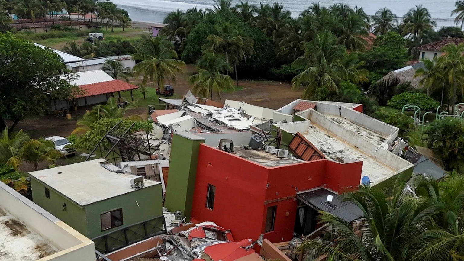 Un nuevo sismo sacudió Panamá: el Canal funciona con normalidad y hay tres puertos cerrados