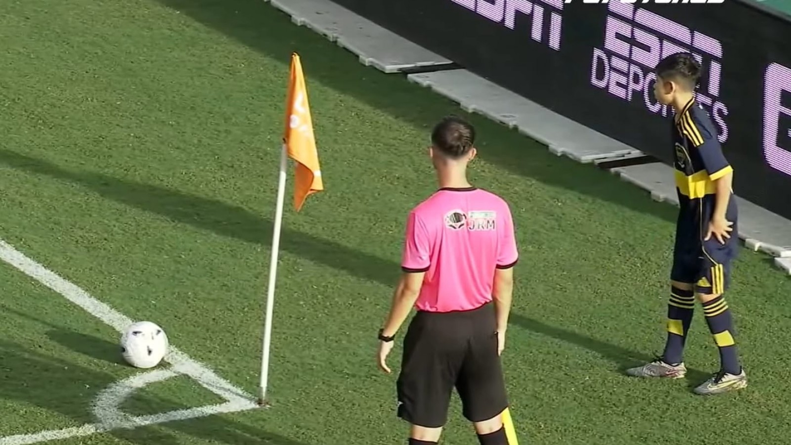 Un joven futbolista de Trelew enfrentó al Inter Miami y Flamengo con Boca: la historia familiar que emocionó durante un torneo internacional