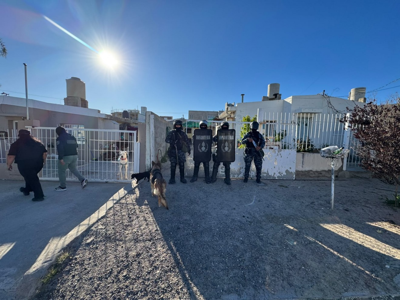 Violencia extrema en Puerto Madryn: cayó el presunto autor de un salvaje apuñalamiento y la víctima sigue en terapia