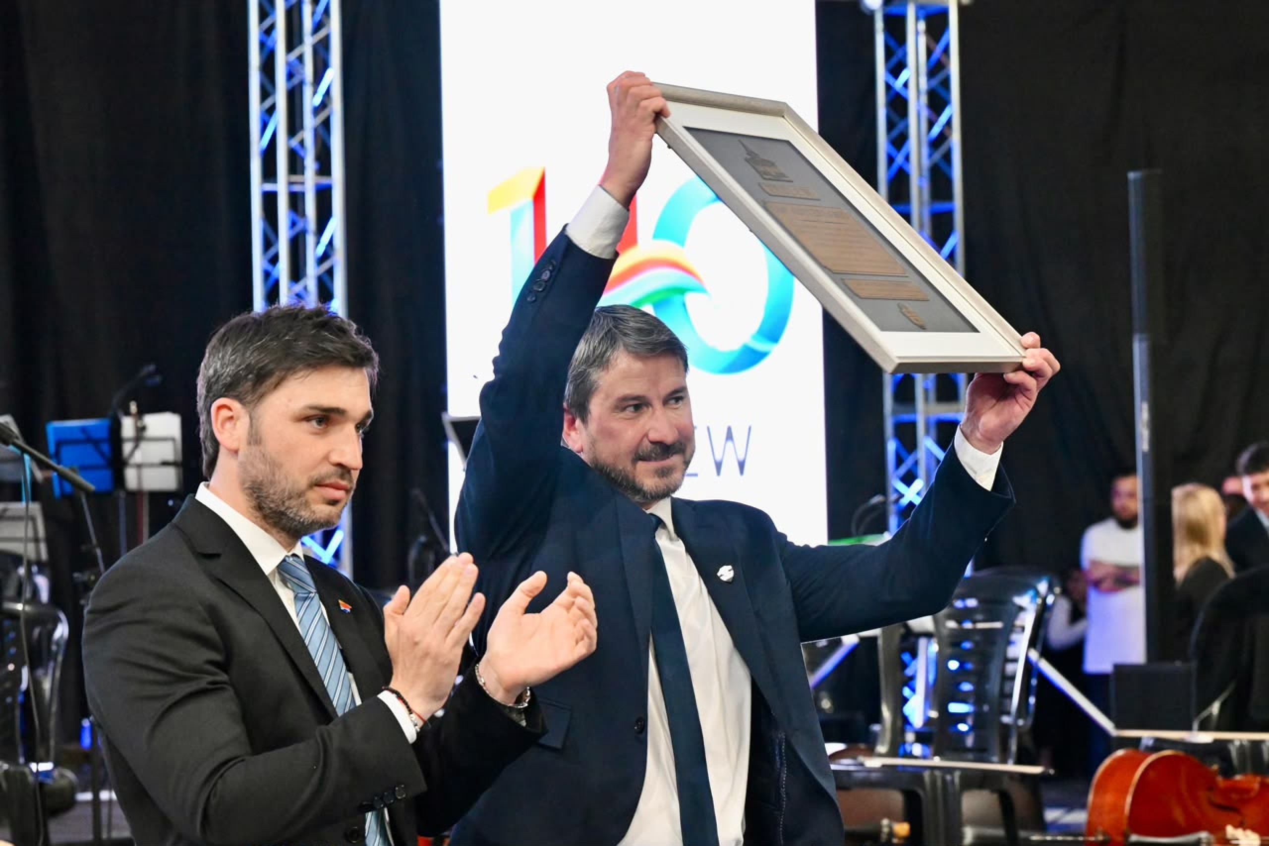 Trelew celebró sus 140 años con acuerdos para impulsar el desarrollo productivo: Torres llamó a "trabajar unidos" y destacó la llegada de nuevas inversiones