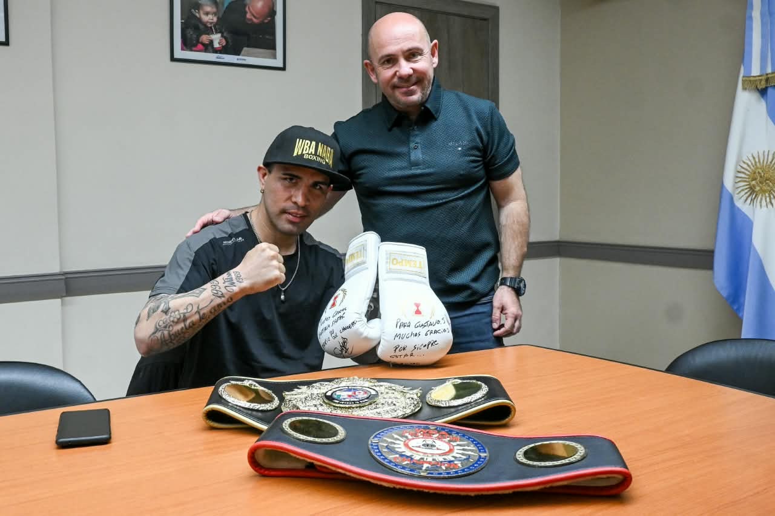 Sastre: "Es un orgullo que el Chúcaro Sánchez lleve el nombre de Puerto Madryn a lo más alto del boxeo internacional"