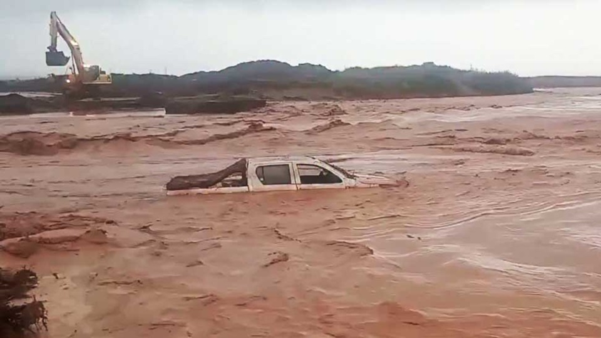 Neuquén: las fuertes lluvias provocaron inundaciones y cortes de rutas