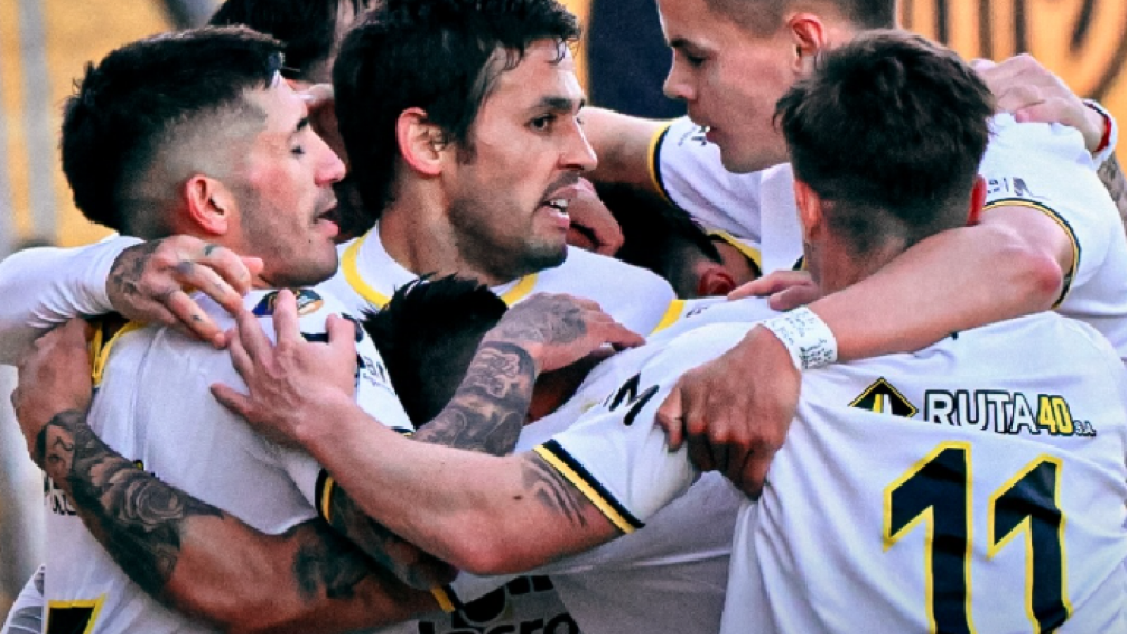 Fiesta en el Coliseo del Golfo: Deportivo Madryn aplastó 4-1 a San Telmo con un rendimiento demoledor
